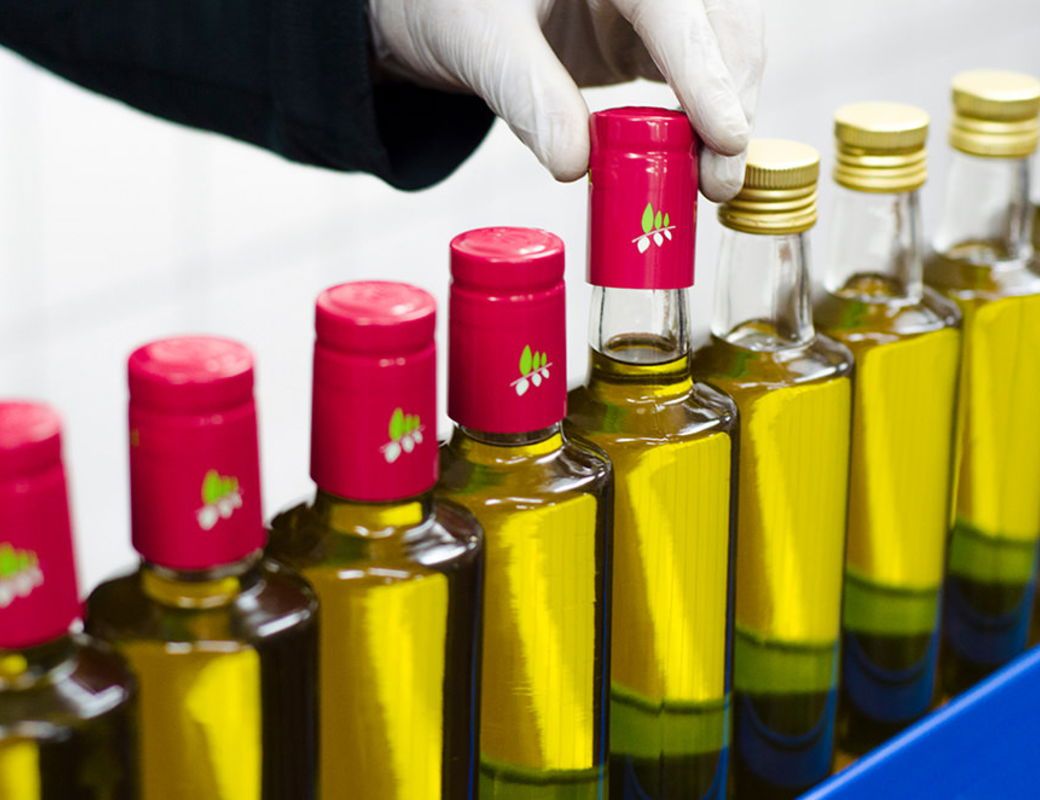 Product and industrial photography for commercial brands